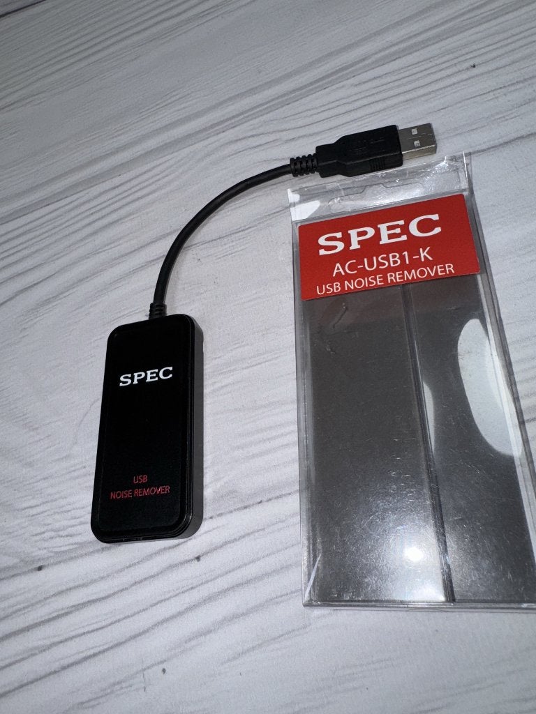 USB SPEC AC-USB1-K (Onderdrukt Ruis, Reinigt Het Signaal), Ophalen, Zo goed als nieuw, Minder dan 2 meter, Overige kabels