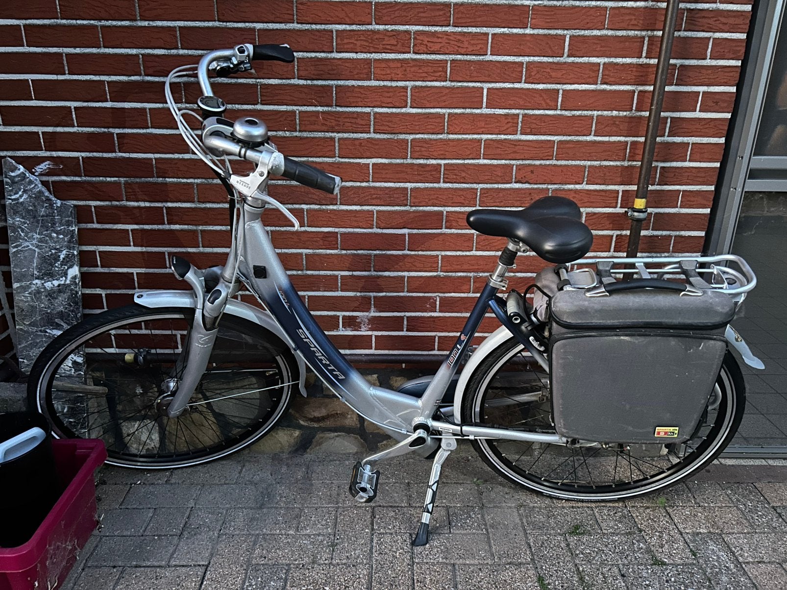 Electrische fiets ZONDER lader, Ophalen, Zo goed als nieuw