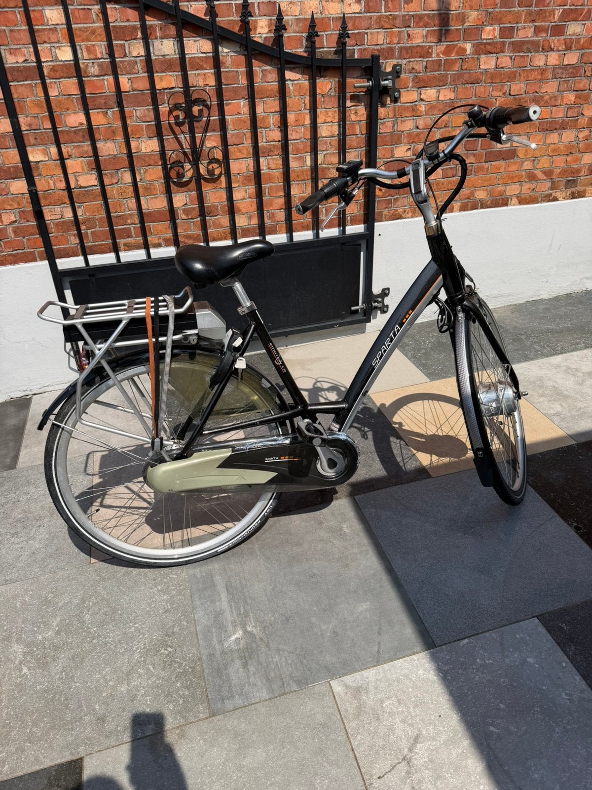 Sparta e bike damesfiets met lader in goede staat, Fietsen en Brommers, Ophalen of Verzenden, Gebruikt, Sparta
