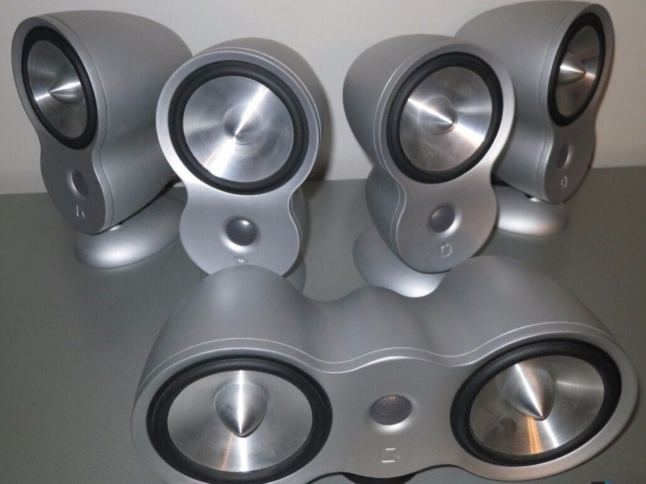 5 Enceintes haut de gamme : Celestion AVP-305, TV, Hi-fi & Vidéo, Autres marques, Enlèvement ou Envoi, 60 à 120 watts, Comme neuf