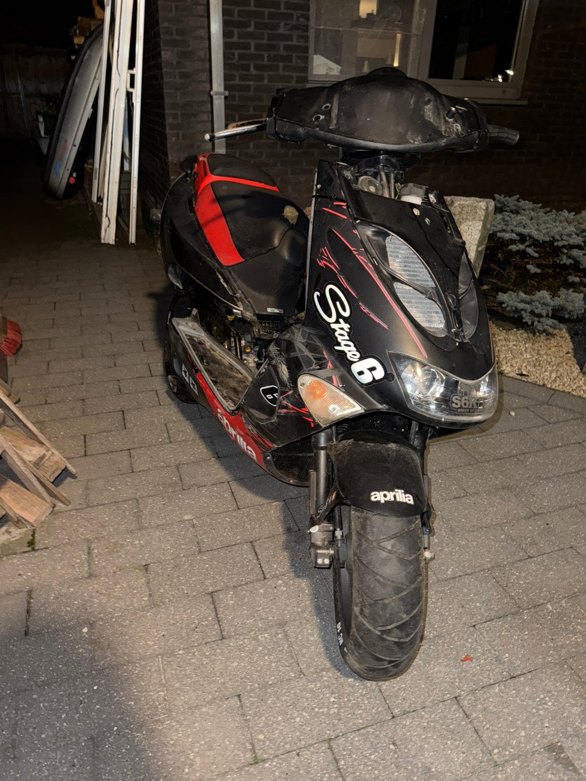 Aprilia sr 50 dd blok, Vélos & Vélomoteurs, Scooters | Aprilia, SR 50, Enlèvement, Utilisé, Deux-temps