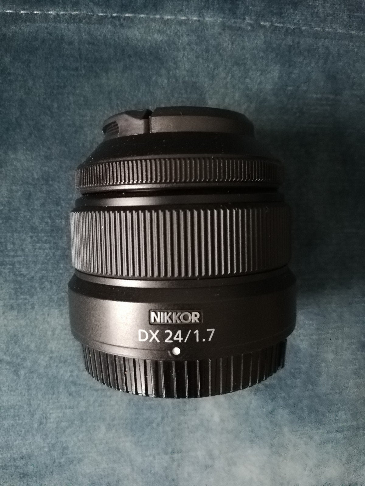 NIKON NIKKOR Z 24 mm DX f/1.7 lens, Audio, Tv en Foto, Autofocus, Nikon Z-mount, Nikon, Zo goed als nieuw