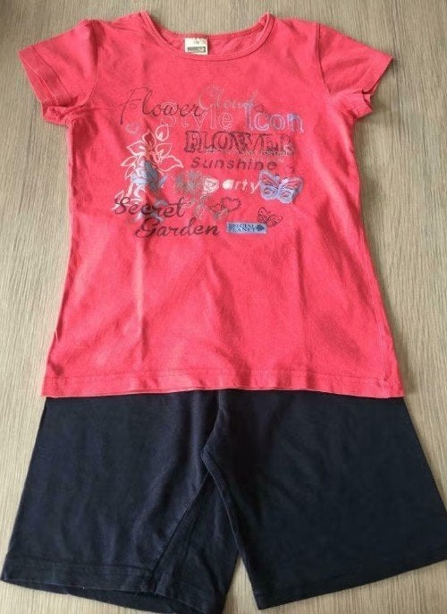 Pyjamas/pyjamas courts - taille 128, Enlèvement ou Envoi, Comme neuf, Vêtements de nuit ou Sous-vêtements, Fille