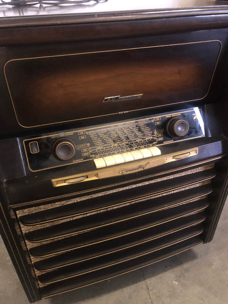 Radio/meuble rétro Brocante antique Grundig, Enlèvement