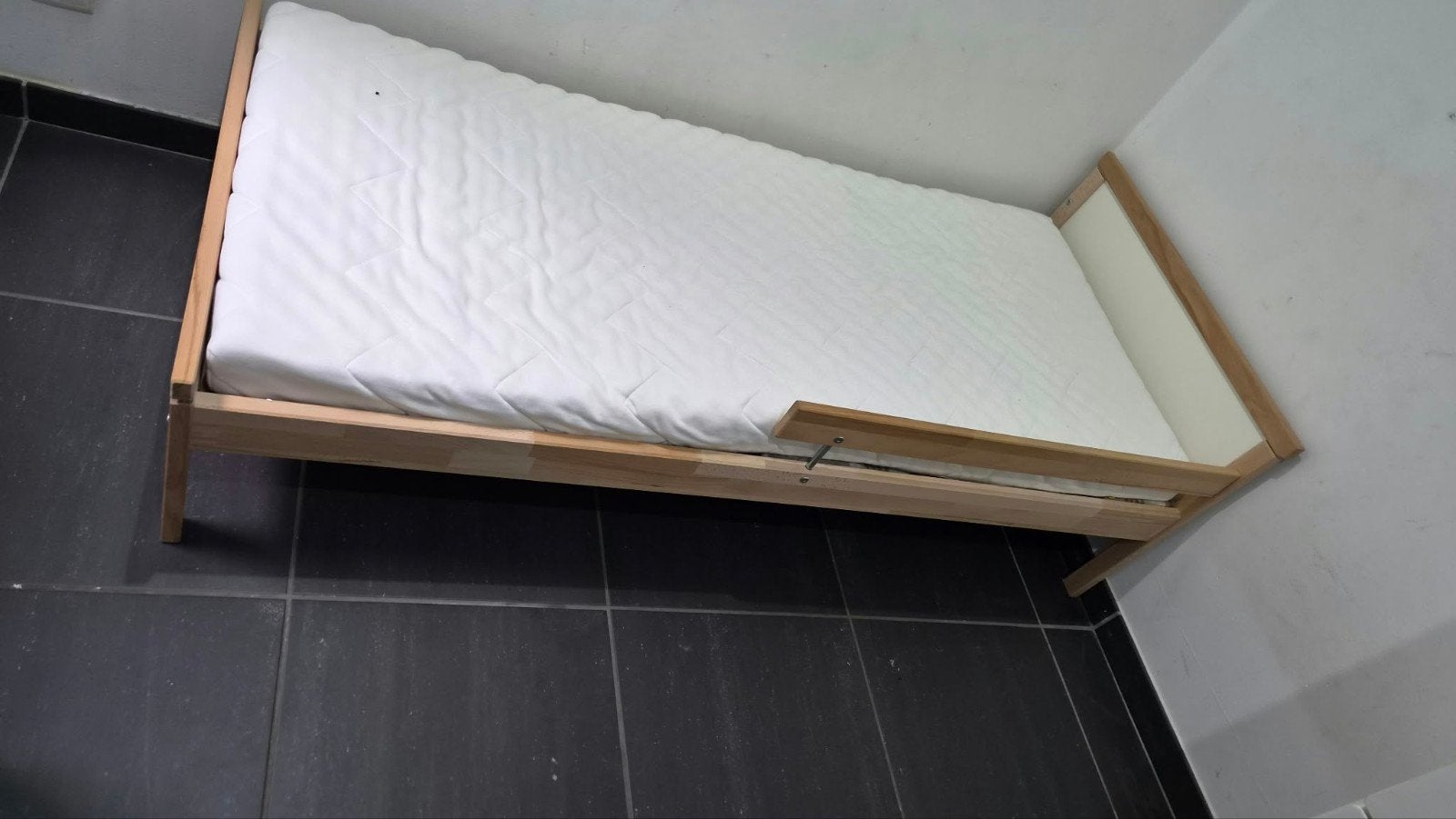 Kinderbedje met matras 70X160, Ophalen