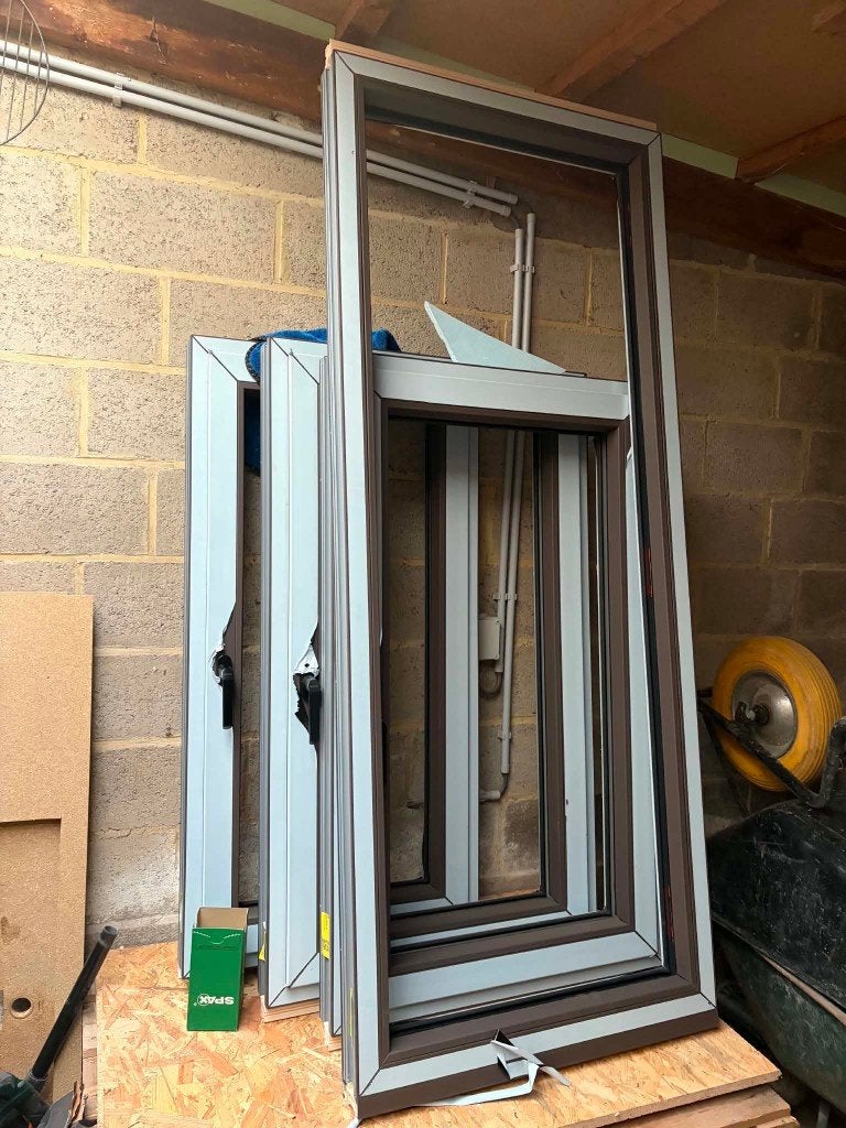 5 châssis PVC SCHUCO double vitrage NEUF, Bricolage & Construction, Neuf, Double vitrage, 120 à 160 cm, Fenêtre de façade ou Vitre