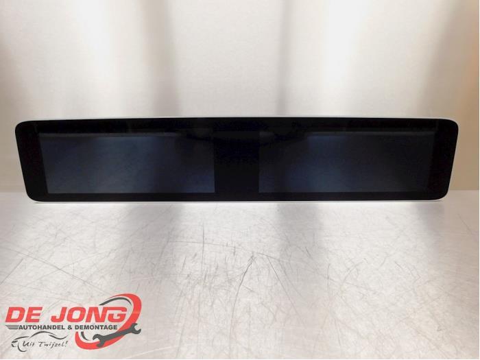 Display Multi Media regelunit van een Mercedes CLA, Gebruikt, -, Ophalen of Verzenden, -