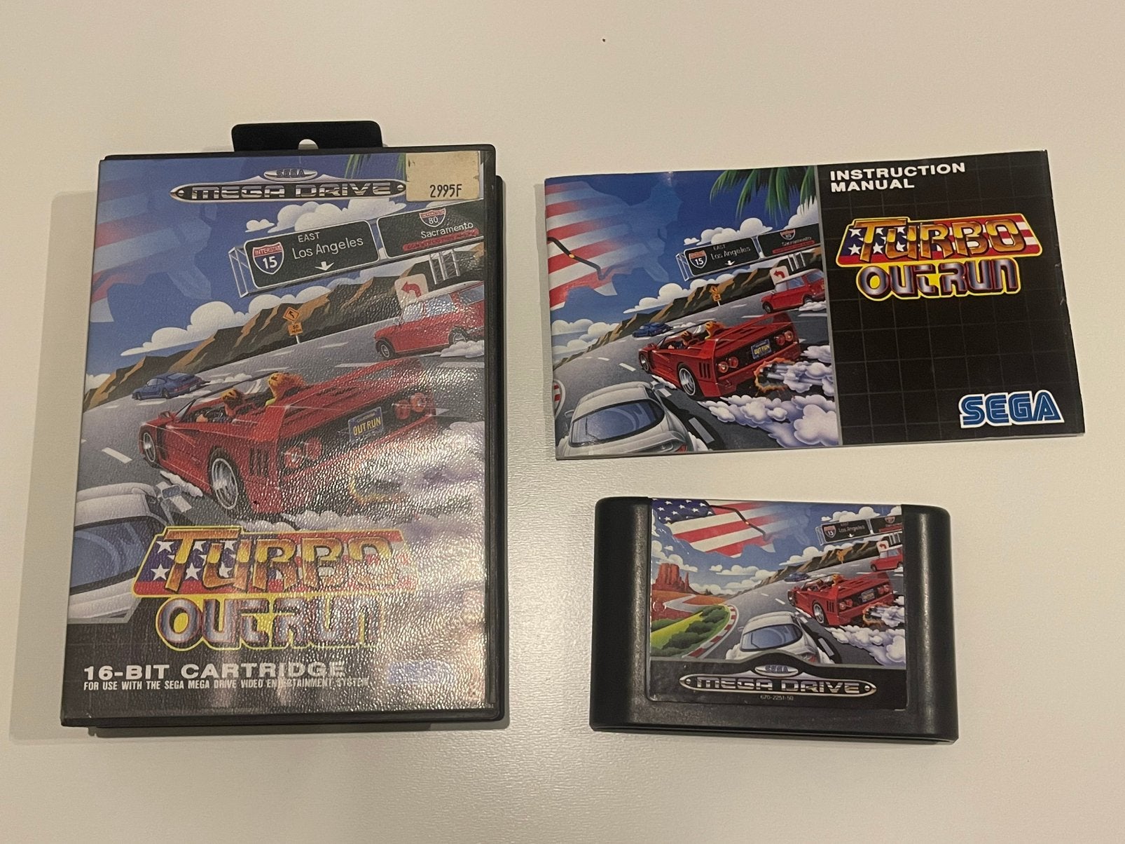Turbo Outrun Sega Mega Drive, Games en Spelcomputers, Ophalen, Gebruikt, Mega Drive