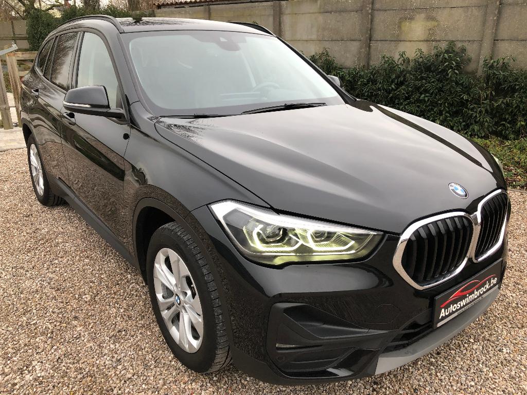bmw X1 hybride met garantie headup leder camera, Auto's, Skiluik, Zwart, Leder, Bedrijf