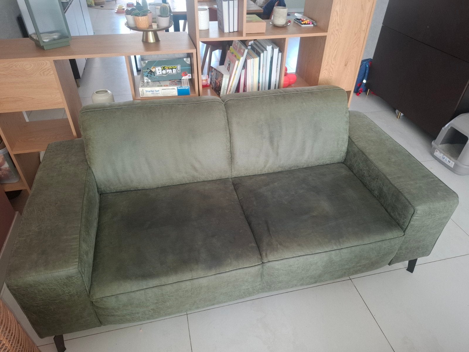 2 zetels met bij hoorde poef, Ophalen, 75 tot 100 cm, Zo goed als nieuw, Rechte bank
