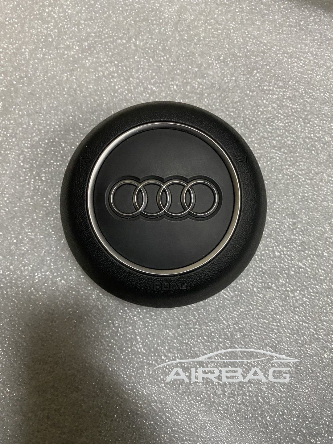 AUDI A1 Stuur airbag rond  8Y0880201E  82A880201F  model 201, Gebruikt, -, -, Ophalen of Verzenden