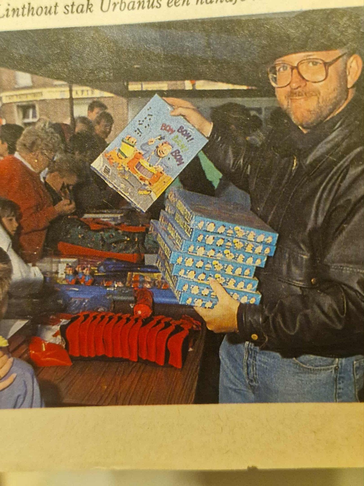 Urbanus Curiosa - merchandise Gezocht, Ophalen