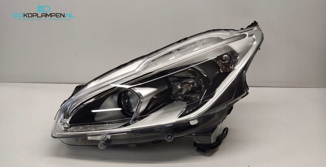 Peugeot 208 Facelift Led koplamp links, Autos : Pièces & Accessoires, Éclairage, Peugeot, Utilisé, Enlèvement ou Envoi