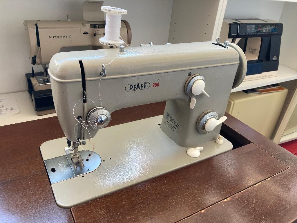 Pfaff 260 semi industrie - voor zware materialen/leer, Hobby en Vrije tijd, Naaimachines en Toebehoren, Naaimachine, Pfaff, Ophalen