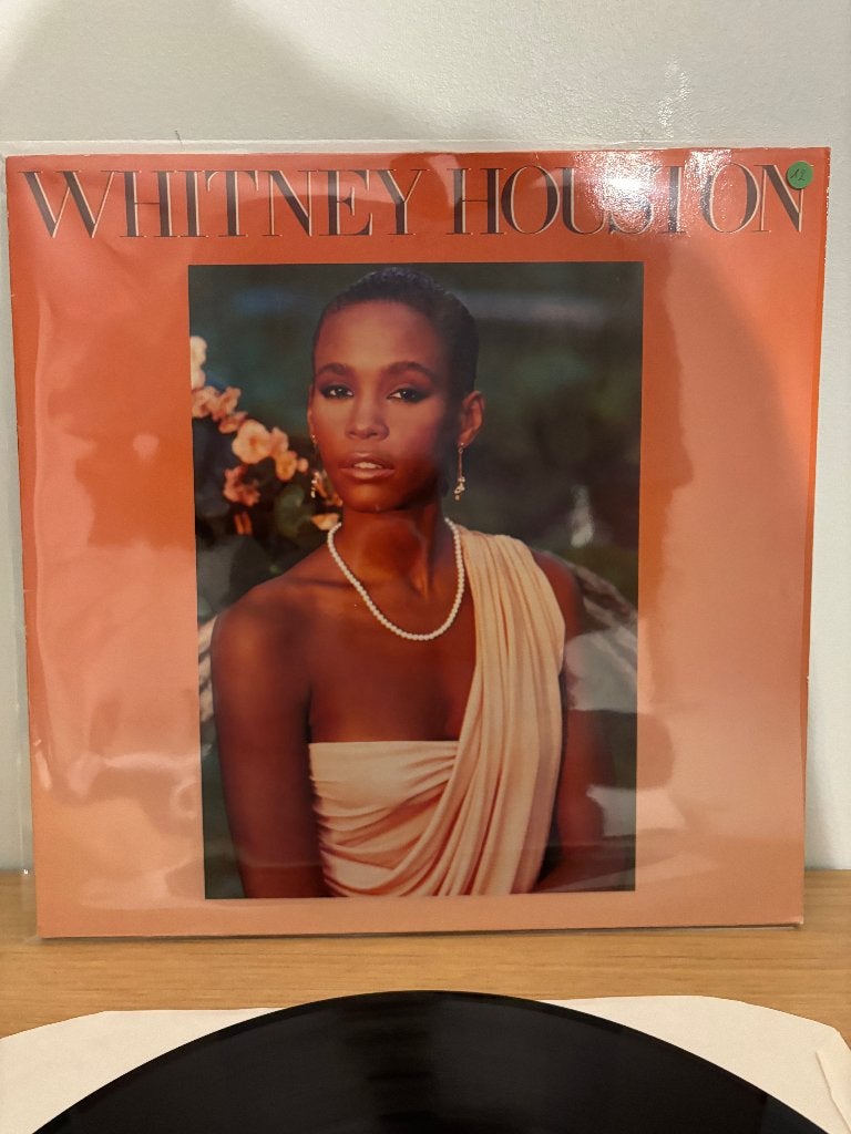 LP - Whitney Houston - Whitney Houston, Cd's en Dvd's, Vinyl | Pop, Gebruikt, Originele persing, 1980 - 1989, Ophalen of Verzenden