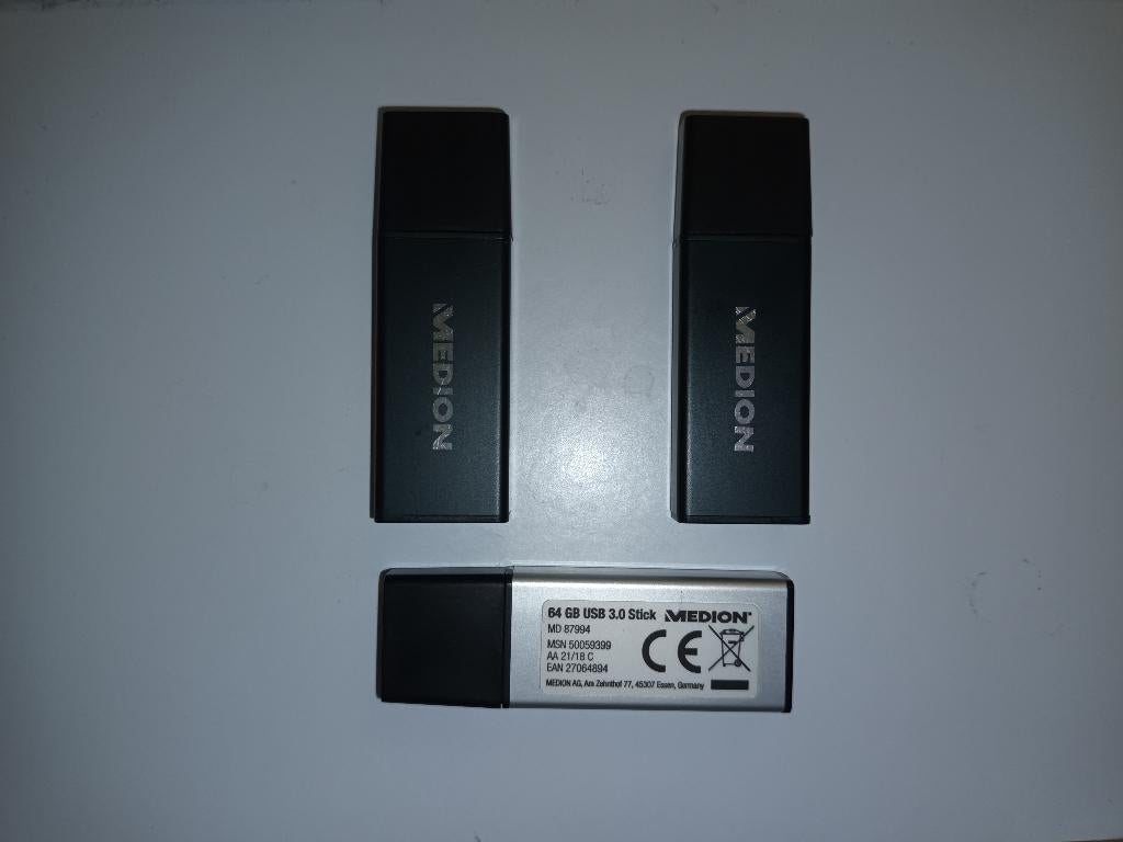 Usb sticks, Informatique & Logiciels, Clés USB, Enlèvement ou Envoi, Utilisé, Medion, 64 GB