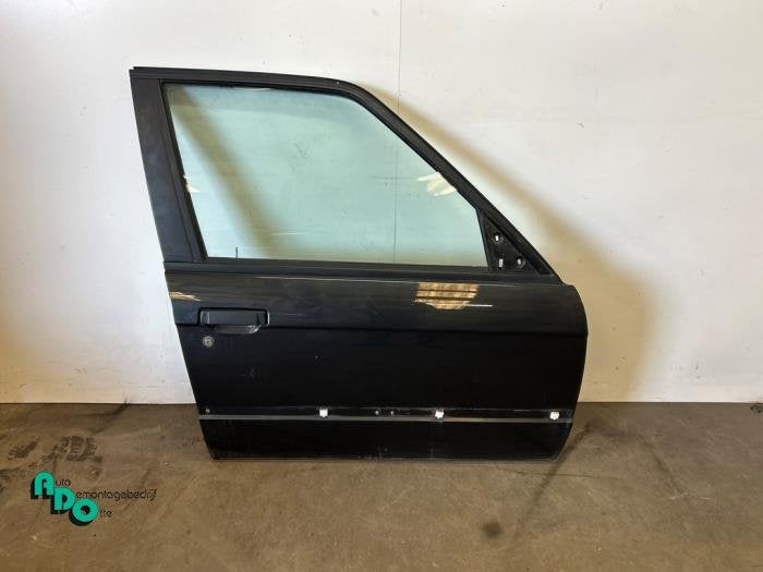 Portier 4Deurs rechts-voor van een BMW 3-Serie (3-Serie 82-), Gebruikt, -, Deur, -