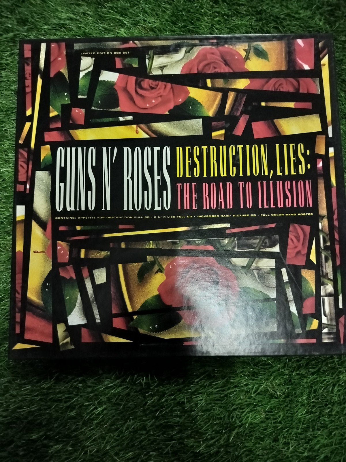 Guns n' Roses - 3cd + poster box - Destruction, Lies: Road t, Ophalen of Verzenden, Zo goed als nieuw, Hardrock, Boxset