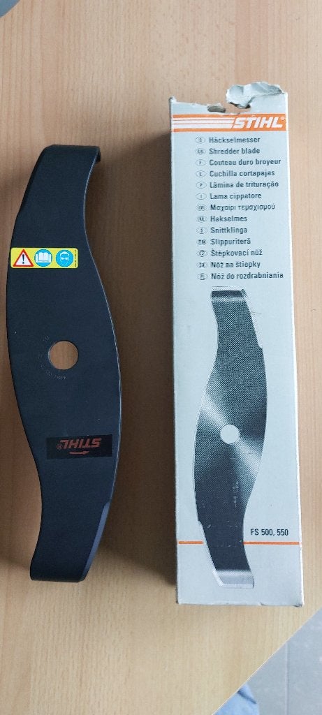 Stihl hakselmes type 320-2 40007133902 nieuw, Neuf, Stihl, Enlèvement ou Envoi, 30 à 50 cm