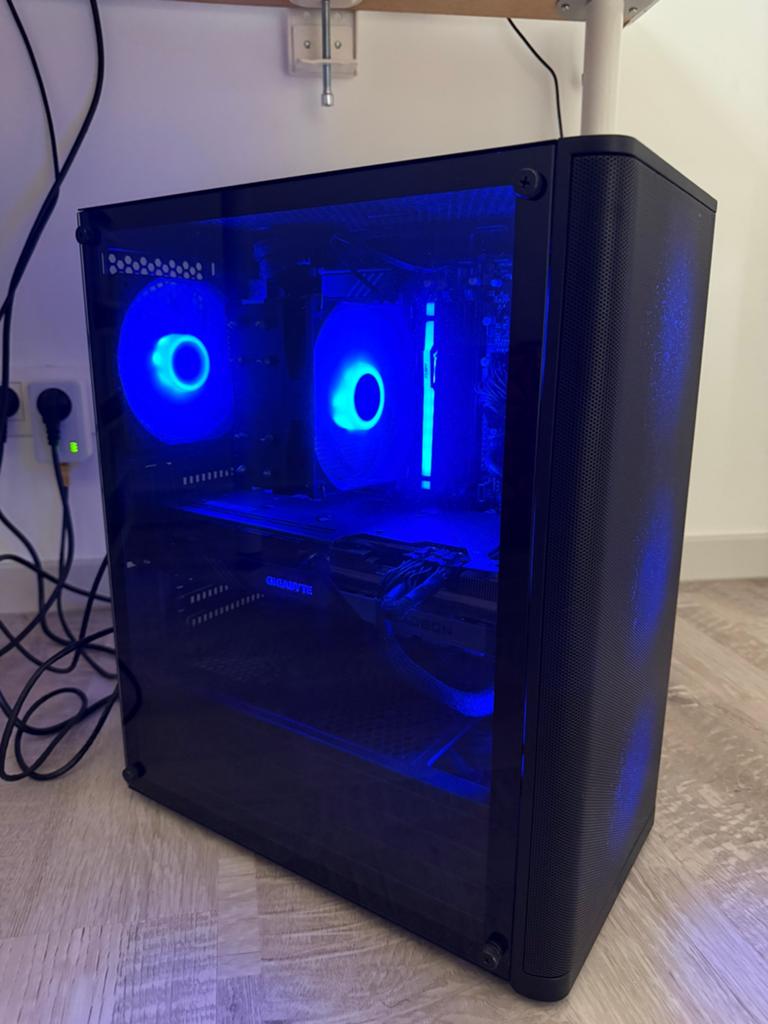 7700 XT | AMD Ryzen 5 7600, Computers en Software, Computerbehuizingen, Zo goed als nieuw, Ophalen of Verzenden