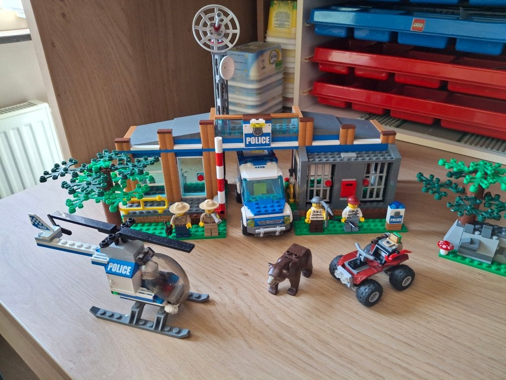 Lego - 4440 - Forest Police Station, Lego, Ophalen of Verzenden, Complete set, City