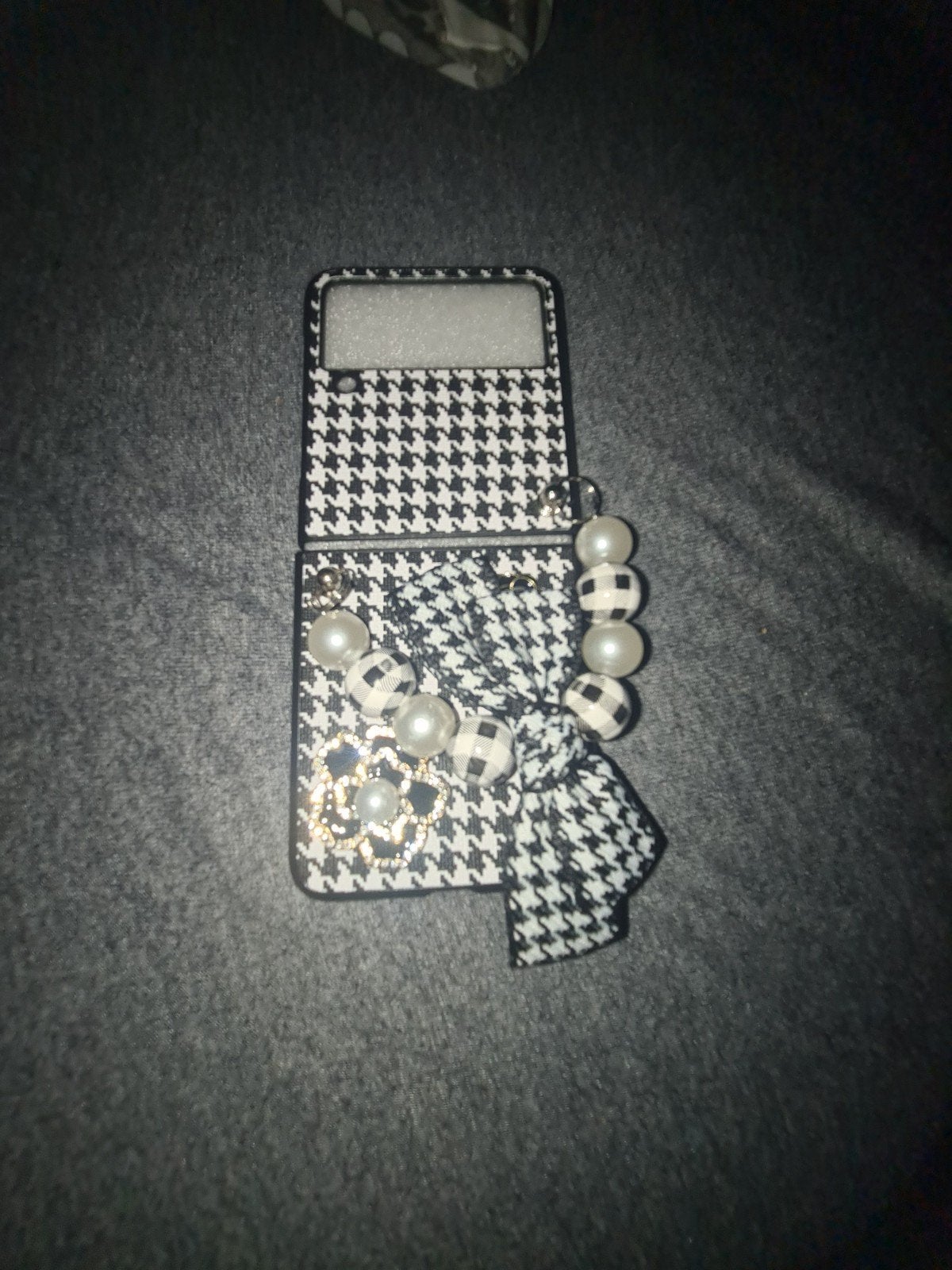 Flip Phone 3, Telecommunicatie, Ophalen