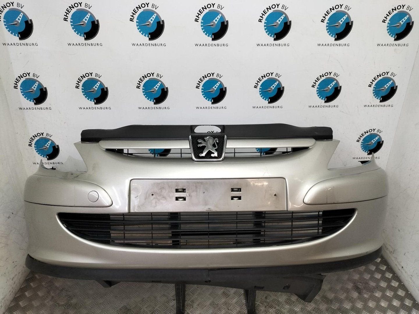 PEUGEOT 307 2.0 16V Premium  VOORBUMPER 2005, Auto-onderdelen, Ophalen of Verzenden, Gebruikt, ARN erkend