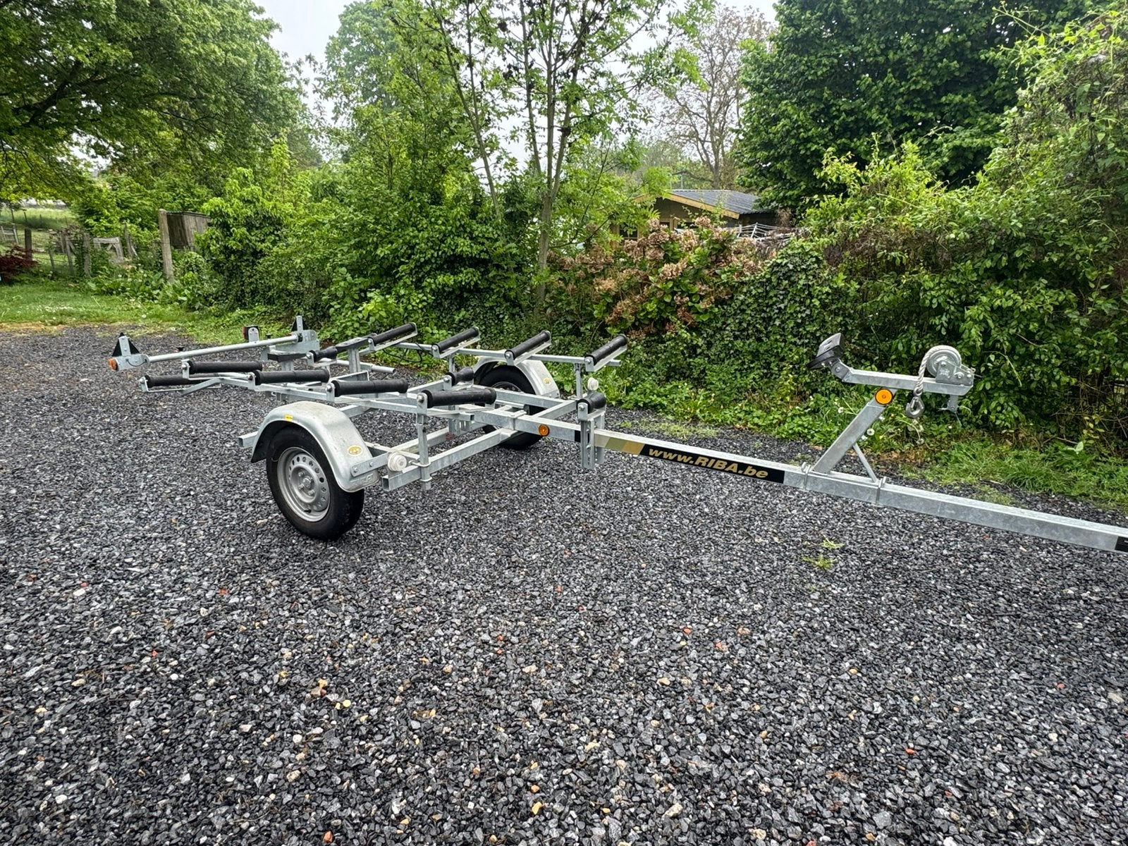 Remorque Riba pour bateau gonflable, Sports nautiques & Bateaux, Enlèvement, Comme neuf