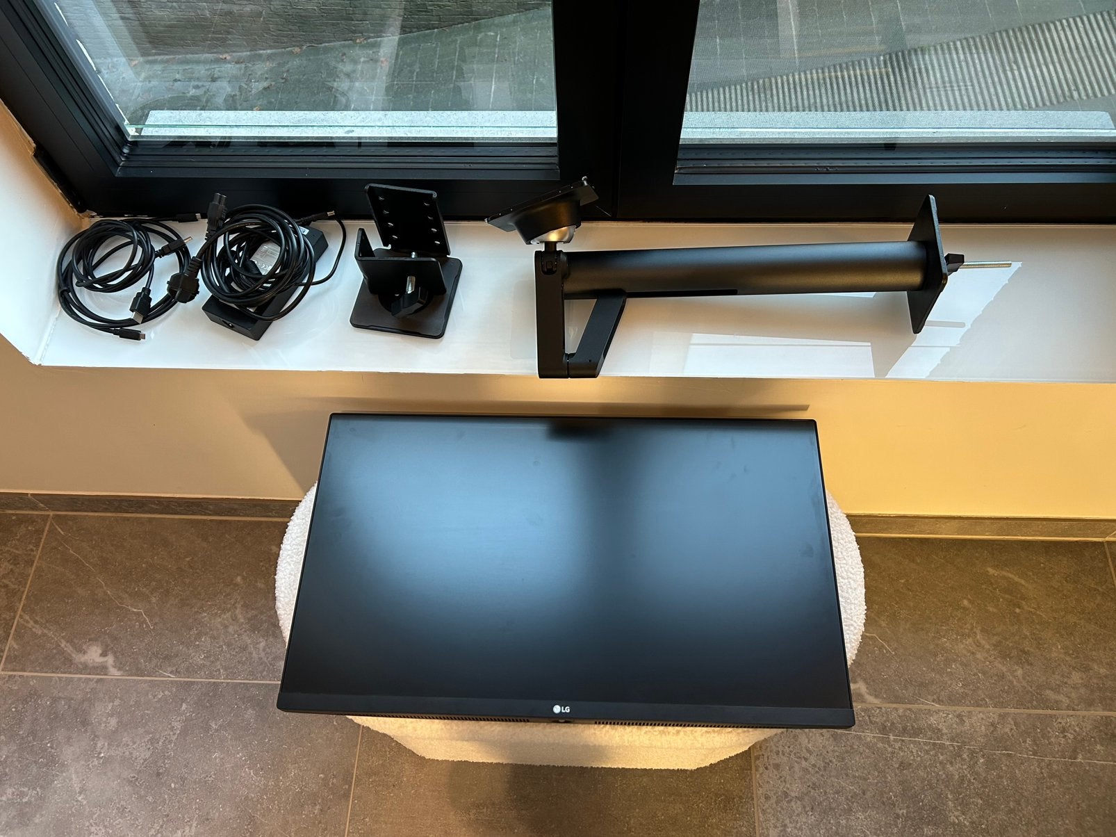 LG Ergo 32 inch QHD (LG 32QN880-B), Informatique & Logiciels, 3 à 5 ms, IPS, Comme neuf, 60 Hz ou moins