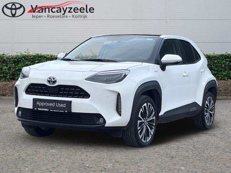 Toyota Yaris Cross Elagant+Panoroof+cam+gps+sens V+A, Auto's, Toyota, Automaat, Euro 6, 116 pk, Wit
