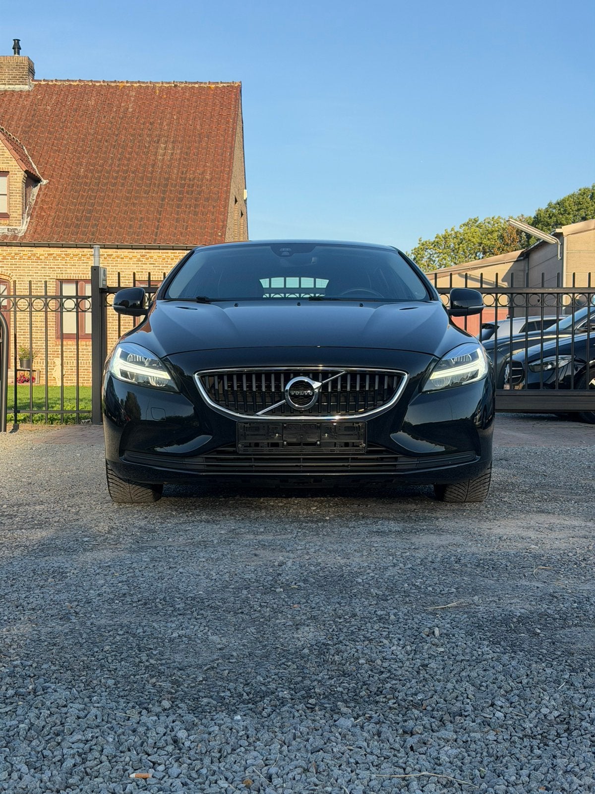 Volvo V40 1.5 benzine automaat, 95.000 km, Navi, Camera,m, Auto's, Volvo, Dealer onderhouden, 1498 cc, Euro 6, Zwart