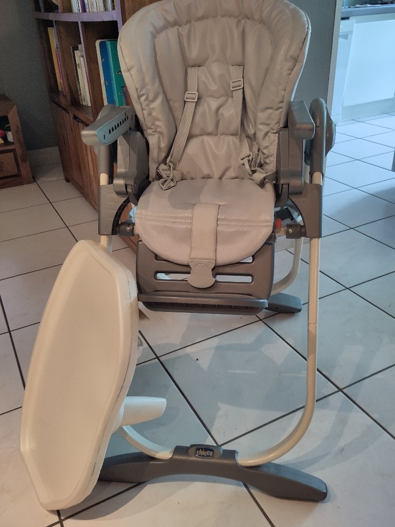 Lit à barreaux, chaise haute et parc en bois pour bébé, Enlèvement, Utilisé, Autres types