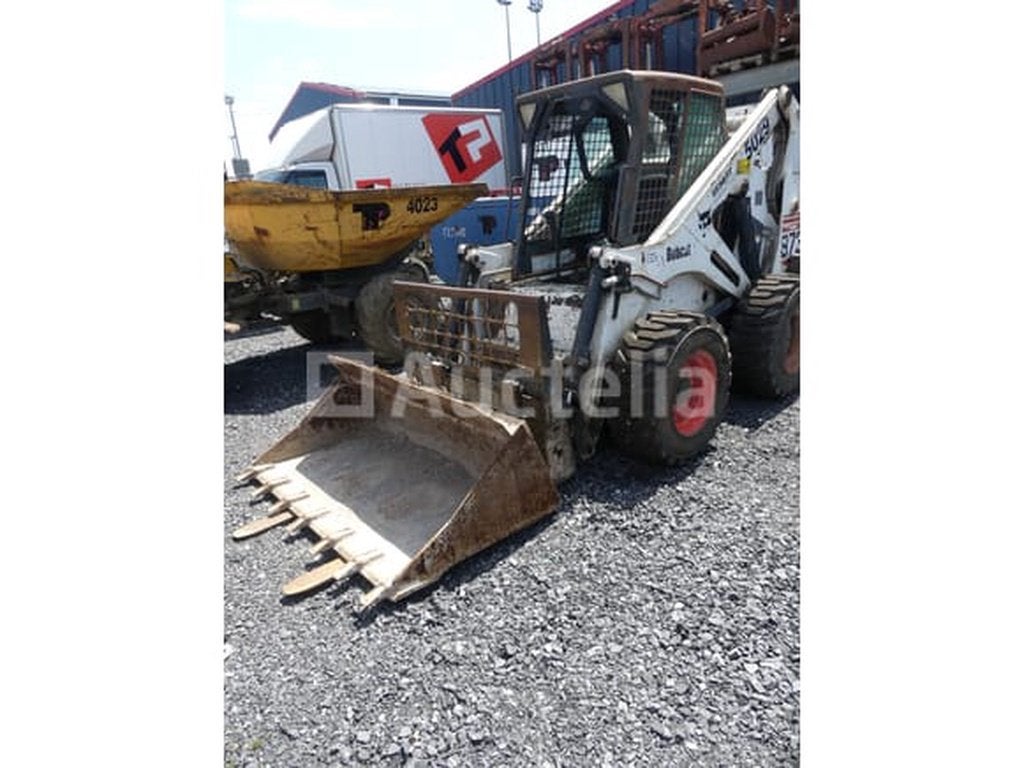 REF:5029 - Mini chargeuse Bobcat 873, Articles professionnels, Machines & Construction | Grues & Excavatrices, Chargeuse sur pneus ou Chouleur