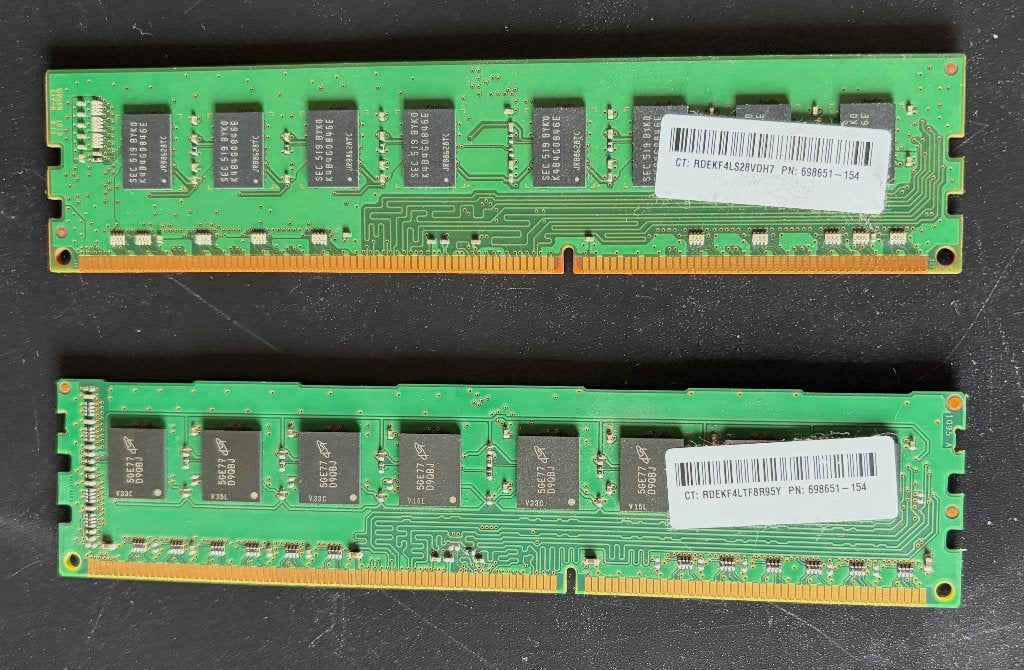 kit 2x 8 GB DDR3-1600 PC3L-12800U desktop RAM, Computers en Software, RAM geheugen, Gebruikt, DDR3, Ophalen of Verzenden, Desktop
