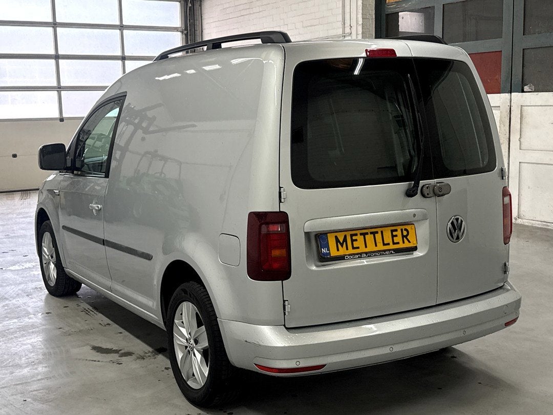 Volkswagen Caddy 2.0 TDI L1H1 BMT Highline | Leder | Euro 6, Auto's, Gebruikt, 4 cilinders, 700 kg, Volkswagen