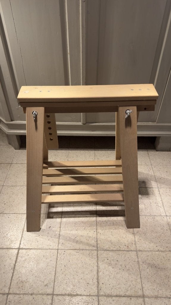 IKEA Finnvard schraag beuk - verstelbaar, met plankje, Ophalen, Overige typen, Gebruikt, Scandinavisch
