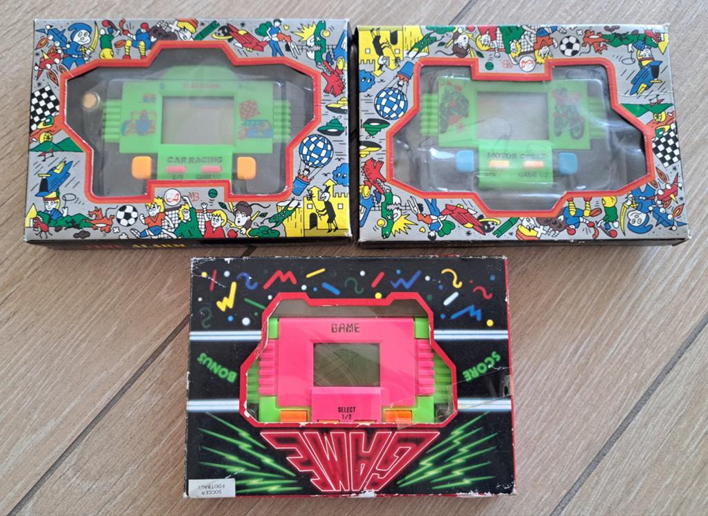 3 jeux et montres vintage, Enlèvement ou Envoi, Comme neuf