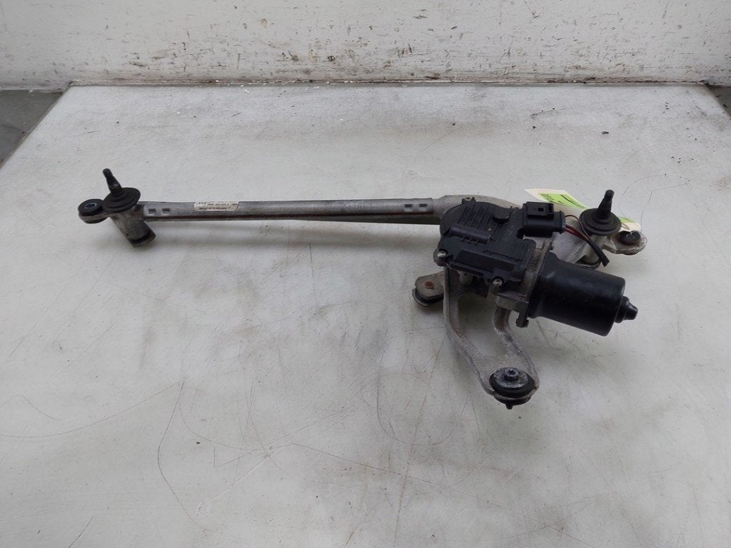 MOTEUR + TRINGLERIE ESSUIE GLACE AVANT (|8W6955023B|8W695502, Auto-Union-Straße  1,
85057  Ingolstadt, DE, Info@audi.de, Audi