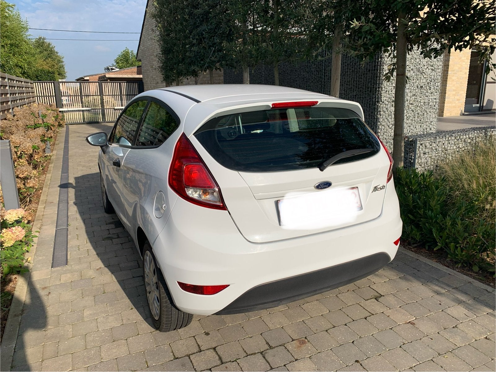 Ford Fiesta 1.5 utilitaire léger blanc, Achat, Euro 6, 2 places, Boîte manuelle