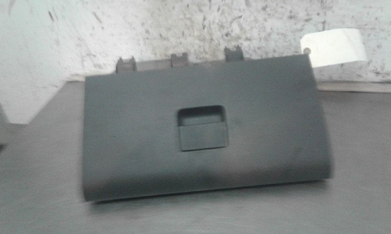 COMPARTIMENT A GANTS Volkswagen Fox (5Z) (01-2005/12-2012), Utilisé, Volkswagen