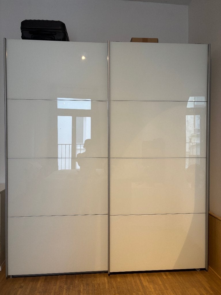 Kleerkast, Ophalen, Met deur(en), Gebruikt, 200 cm of meer