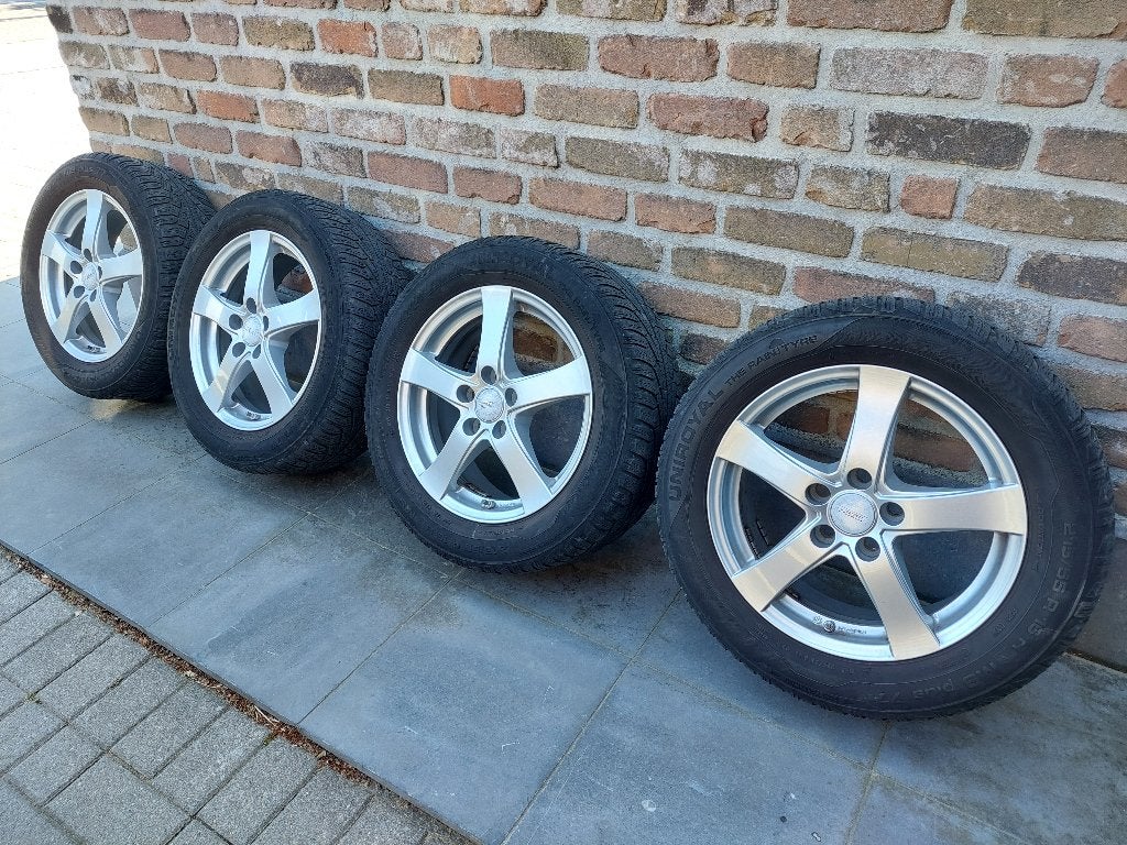 Velgen en banden, Auto-onderdelen, Banden en Velgen, Ophalen, Overige, Banden en Velgen, Winterbanden