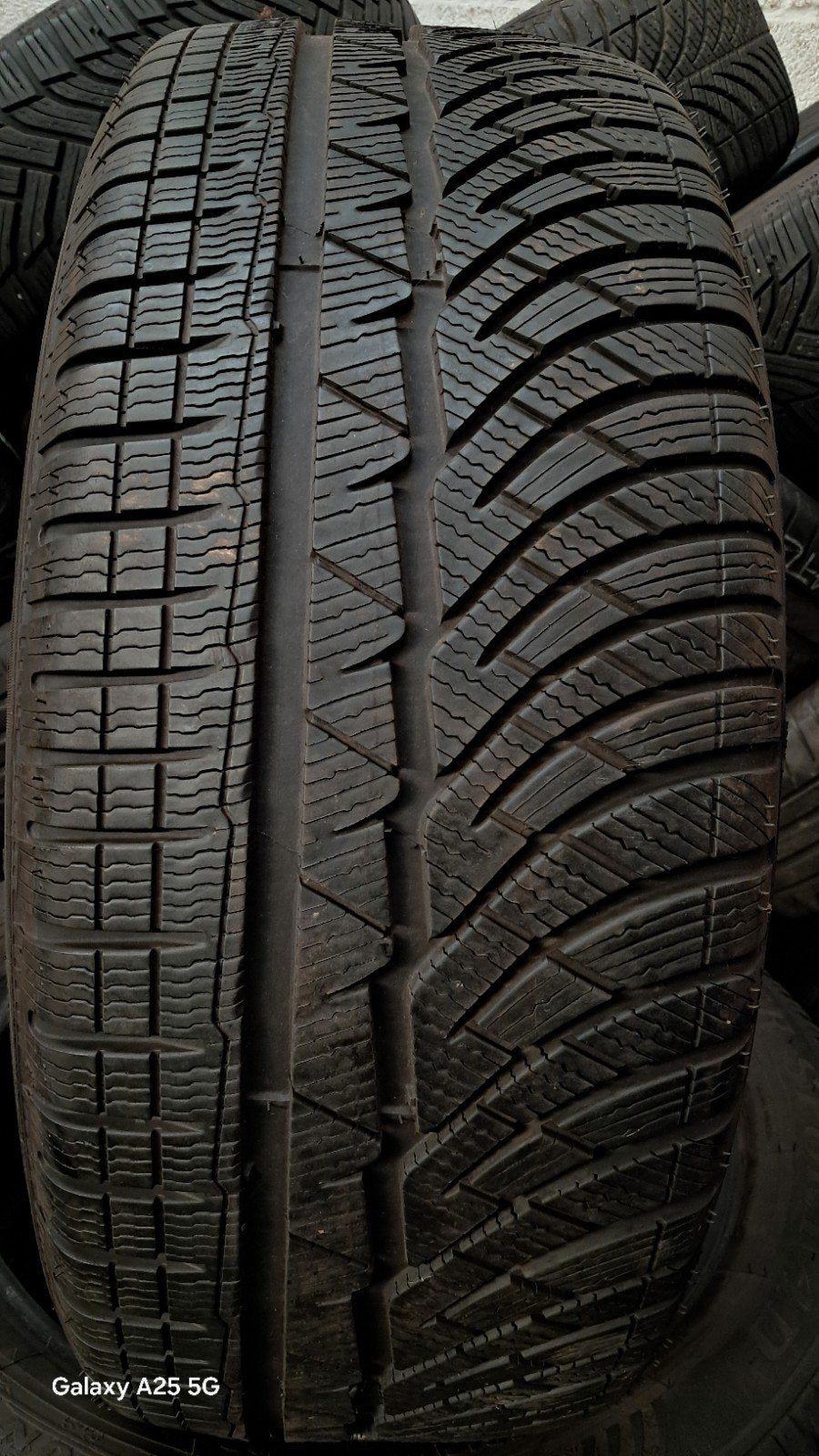 2355517 235/55/17 235/55r17 Démo hivernale, Enlèvement