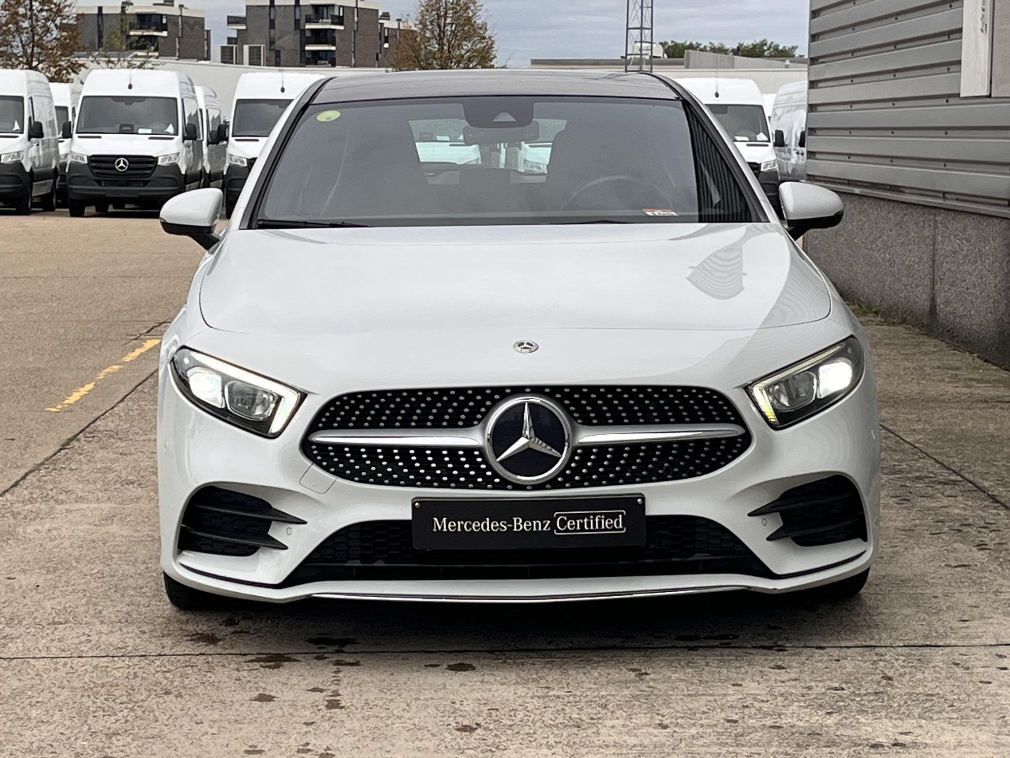 Mercedes-Benz A-Klasse 200 d AMG+Pano, Auto's, 745 kg, Stof, Gebruikt, 4 cilinders