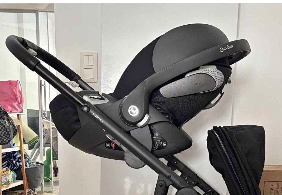 Cosy Cybex cloud t Black Moon édition, Enlèvement