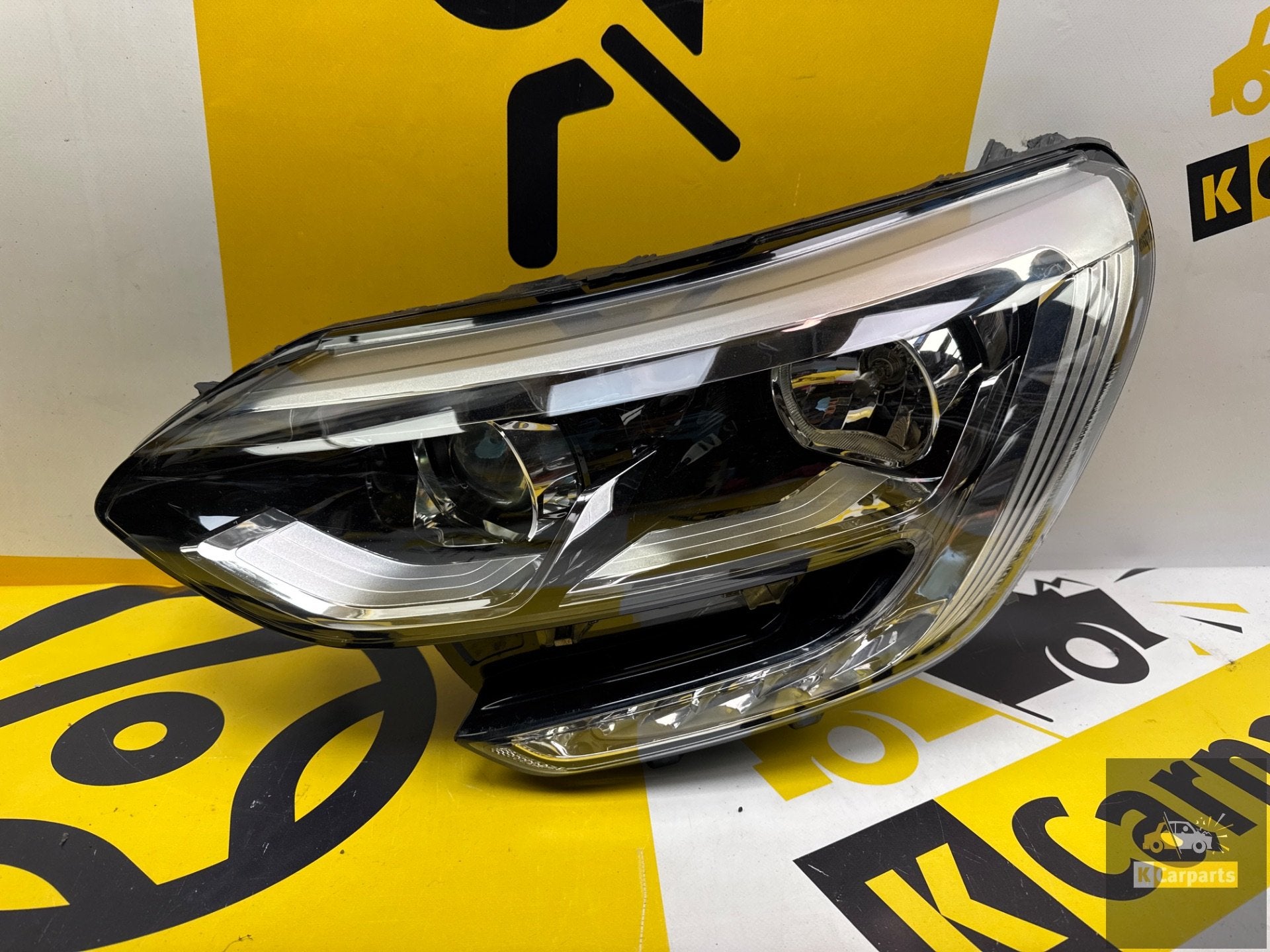 Renault Megane IV Koplamp Links Origineel 260603157R, Renault Group, Gebruikt, Contact.group@renault.com, Renault