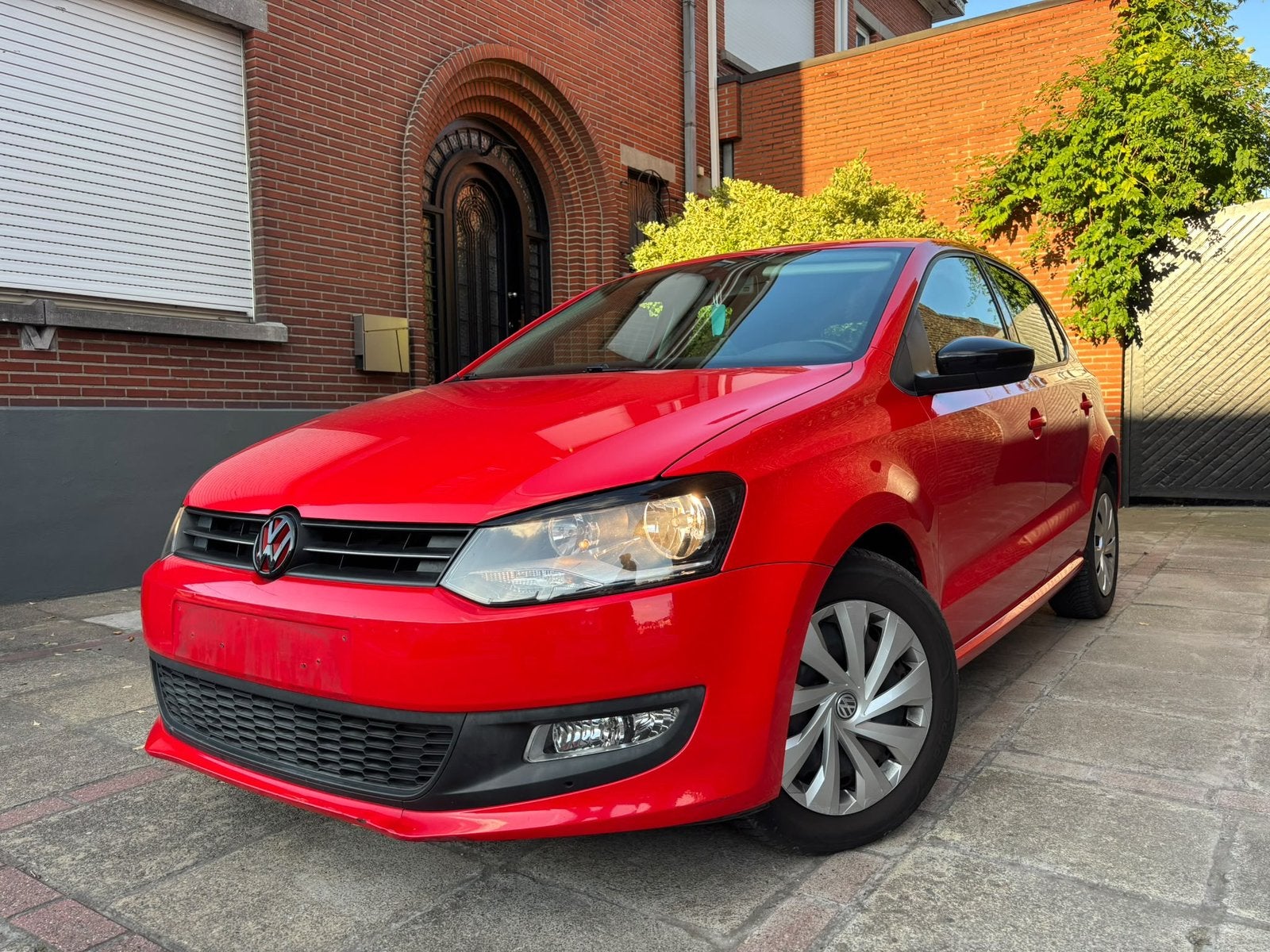 VW POLO 6R SERIE TEAM 1.2 ESSENCE 115.000KM PRET A IMMAT, Autos, Rouge, Euro 5, Achat, Boîte manuelle