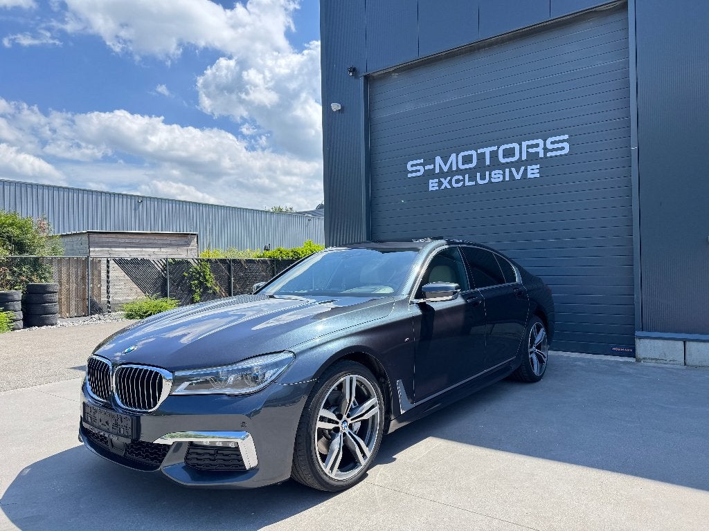 BMW 730 d MSPORT / MASSAGE / SOFTCLOSE/HEADUP/FULL, Auto's, Automaat, 4 deurs, Achterwielaandrijving, Leder