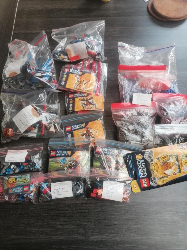 14 Nexo Knights sets, Ophalen of Verzenden
