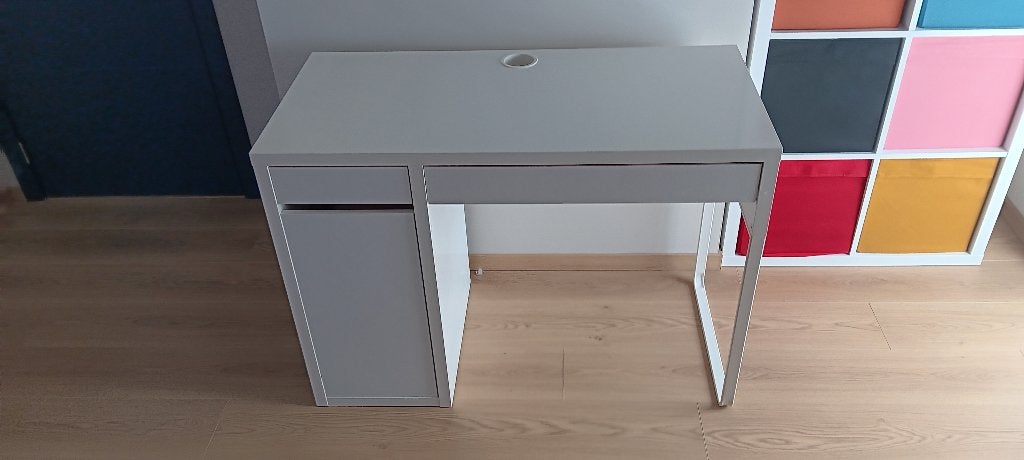 IKEA kinderbureau, Huis en Inrichting, Bureaus, Ophalen, 105 cm, Hout, 50 cm